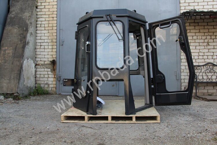 Кабина бульдозера Shantui SD16
